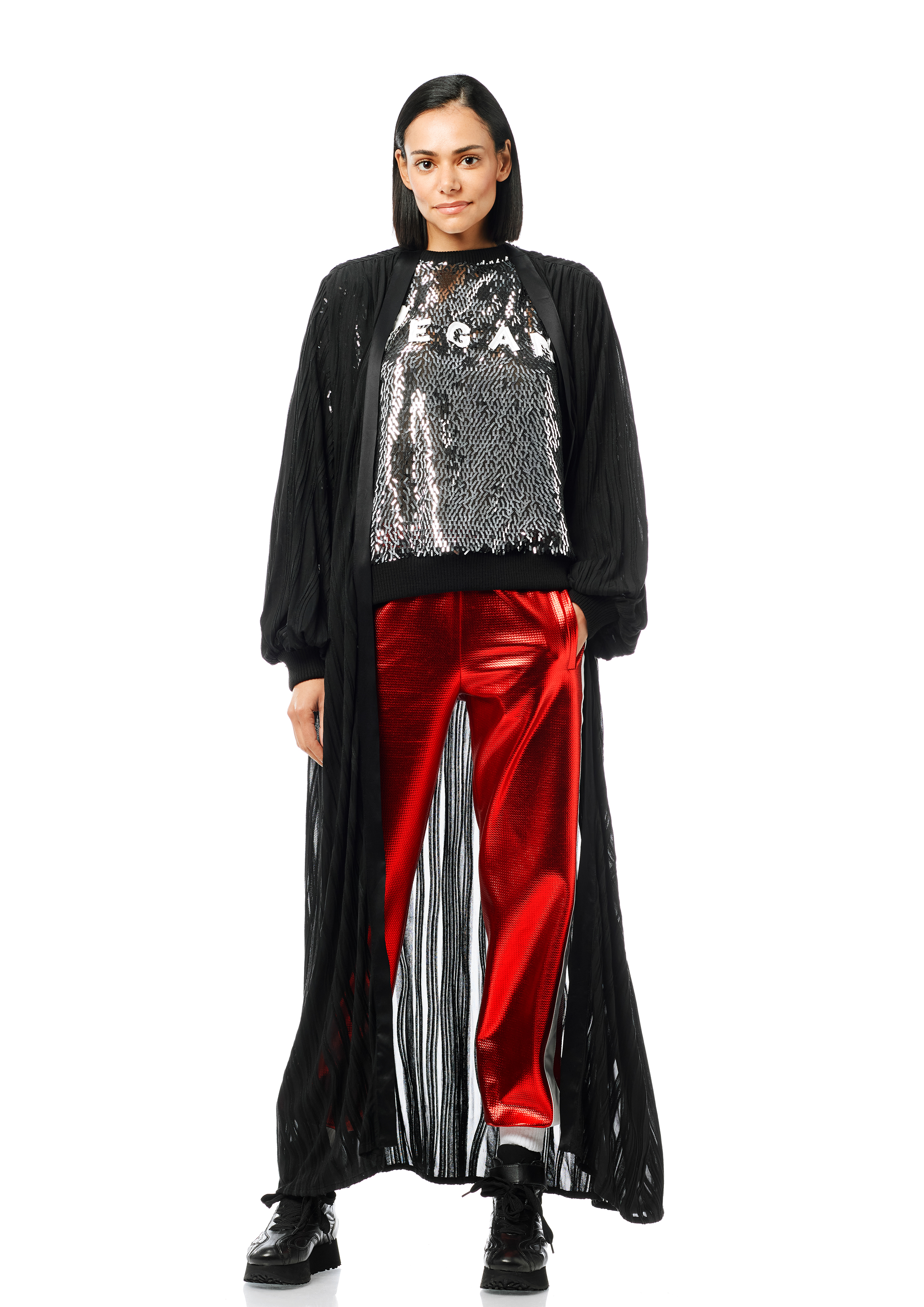GiuliaRomeo_Greta_Silber_Stella_Rot_2Easy_Schwarz_0851 2Easy Mantel