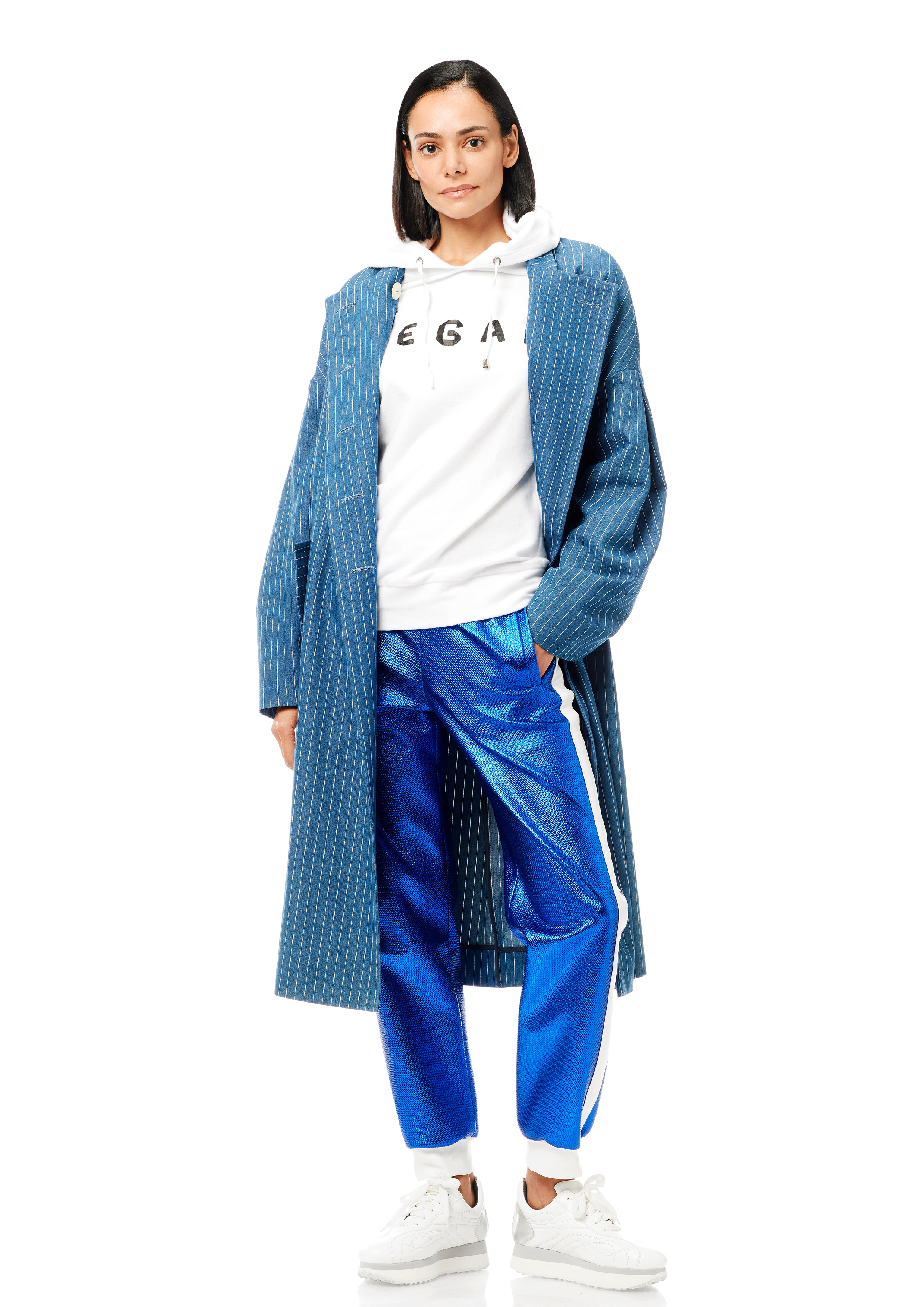 GiuliaRomeo_Hoodie_Weiss_Stella_Sarah_Blau_0360 Sara Coat