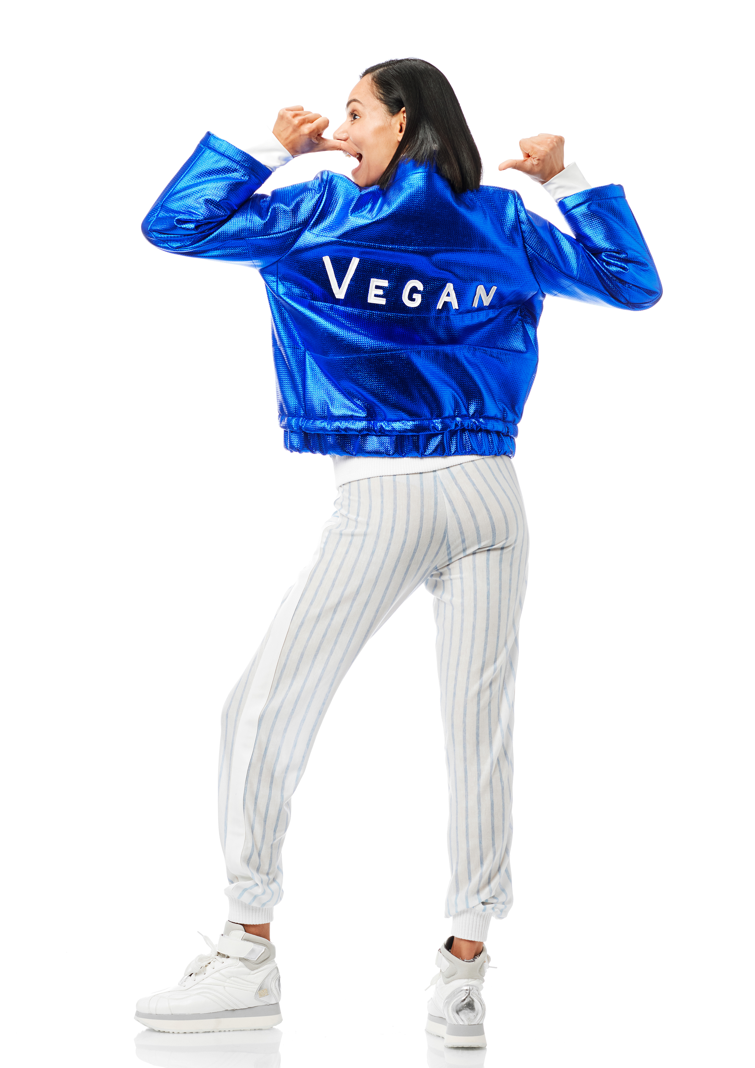 GiuliaRomeo_Greta_Stella_WeissBlau_July_Blau_0723 Julee Bomberjacke