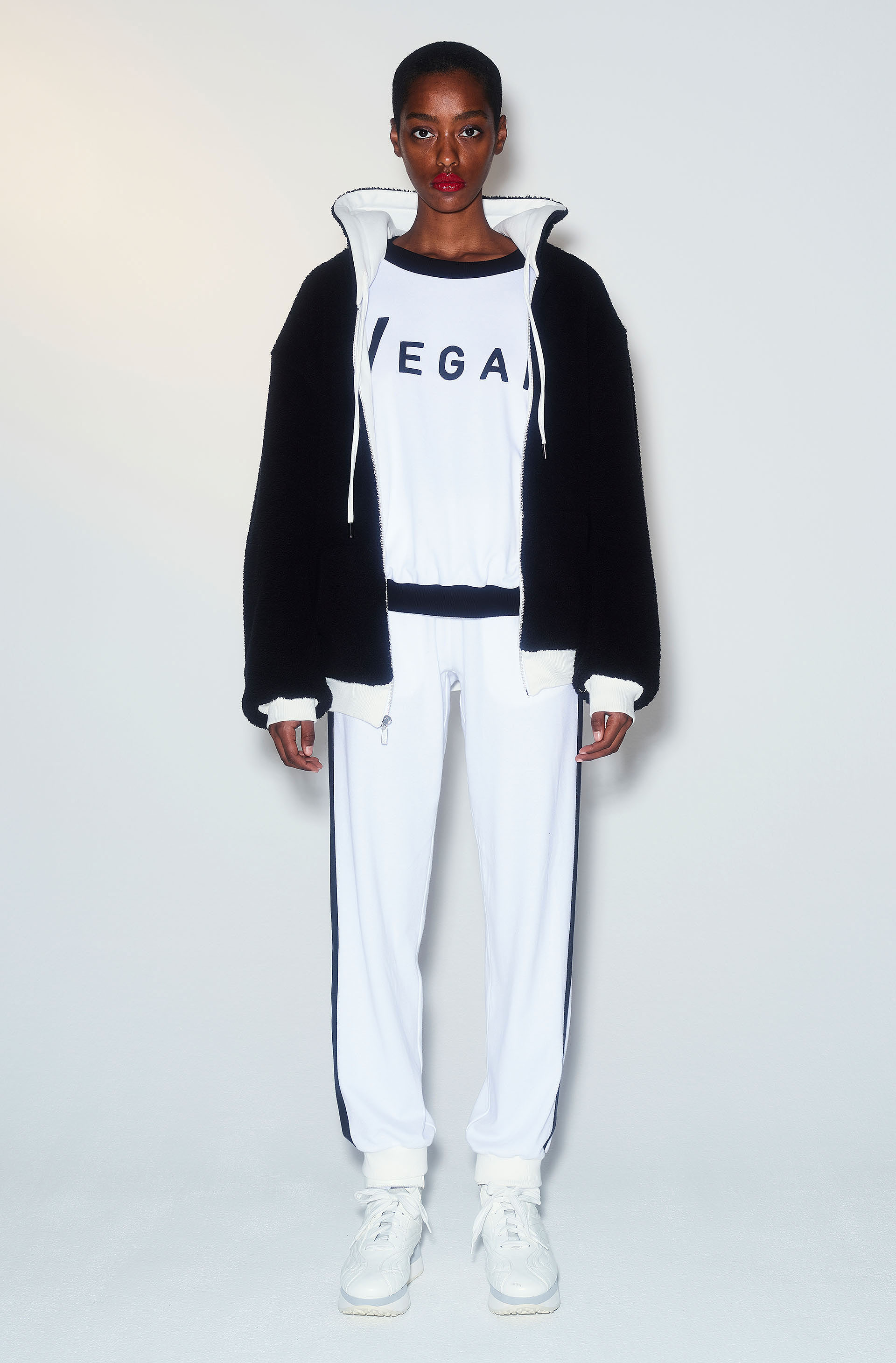 Gil Hoodie